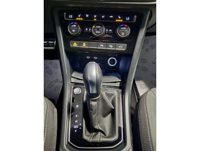 Volkswagen Touran 2.0 TDI 150 DSG 3X R-LINE 7 SITZE LED NAVI