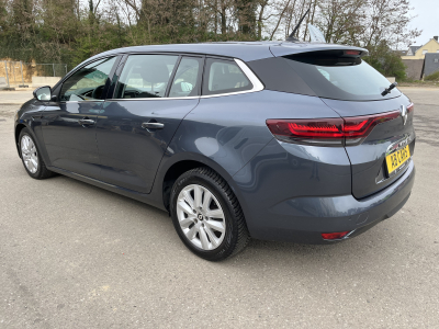 Renault Megane 1.5 Blue dCi Equilibre Automatique