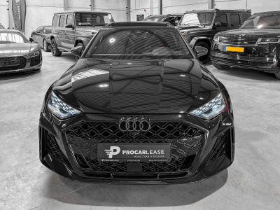 Audi RS3 Sportback 2.5 TFSI quattro/Pano/CARBON19//360°/SONOS/MATRIX