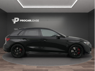 Audi RS3 Sportback 2.5 TFSI quattro/Pano/CARBON19//360°/SONOS/MATRIX