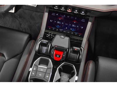 Lamborghini Urus SE - MATTE VERDE GEA - AD PERSONAM