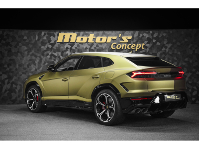 Lamborghini Urus SE - MATTE VERDE GEA - AD PERSONAM