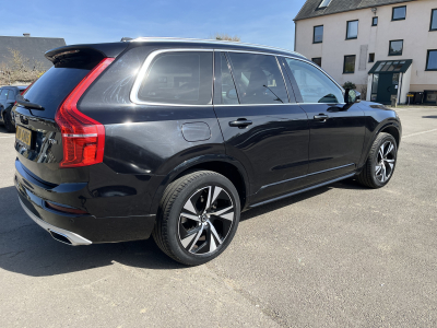 Volvo XC90 T8 AWD Recharge PHEV Momentum 7 Places Panorama