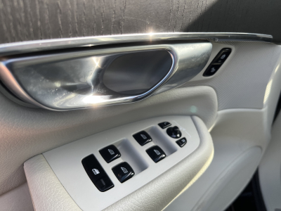 Volvo XC90 T8 AWD Recharge PHEV Momentum 7 Places Panorama