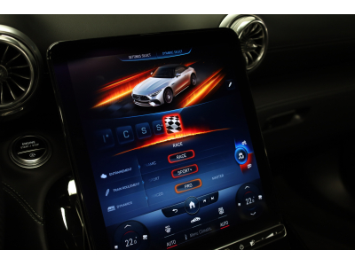 Mercedes-Benz SL 63 AMG 4 MATIC + / MANUFAKTUR Opalite White Magno