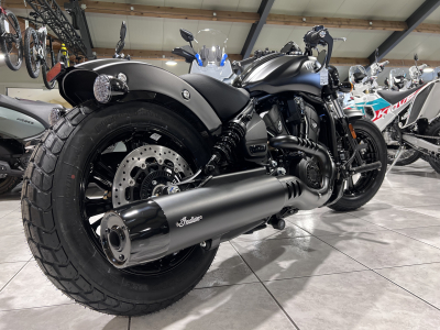 Indian Scout Bobber Ltd + Tech Black Smoke
