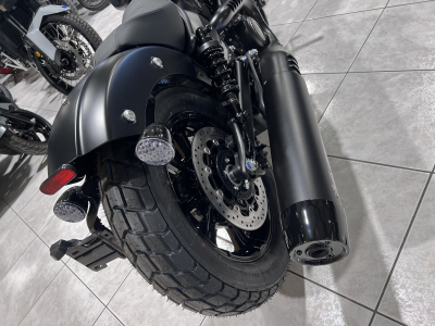 Indian Scout Bobber Ltd + Tech Black Smoke