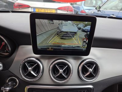 Mercedes-Benz CLA 200 D 7G-DCT COUPE AMG-LINE