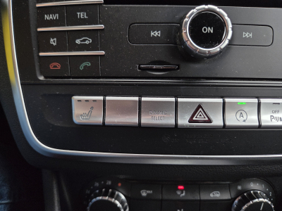 Mercedes-Benz CLA 200 D 7G-DCT COUPE AMG-LINE