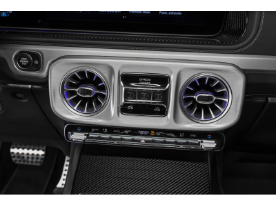 Mercedes-Benz G 63 AMG V8 Bi-Turbo - MANUFAKTUR Platinum Magno