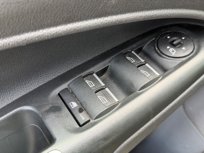 Ford Grand Tourneo Connect Titanium/Pano/7xsit/kamera