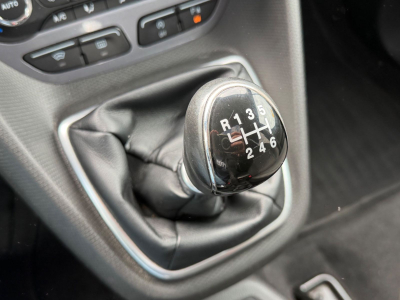 Ford Grand Tourneo Connect Titanium/Pano/7xsit/kamera