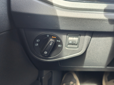 Volkswagen Taigo 1.0 TSI DSG R-LINE CARPLAY CAMERA LED GPS