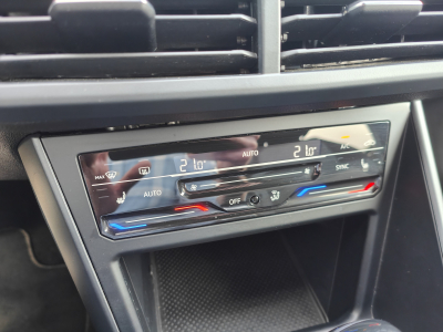 Volkswagen Taigo 1.0 TSI DSG R-LINE CARPLAY CAMERA LED GPS