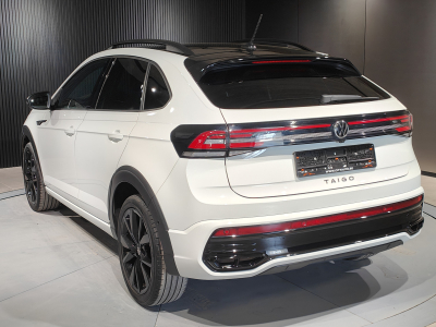 Volkswagen Taigo 1.0 TSI DSG R-LINE CARPLAY CAMERA LED GPS