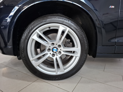 BMW X3 XDRIVE 28i Pack M, CUIR, NAVI, PANORAMA, 4*4, BLUETOOTH, ALU 19'', GARANTIE, CARNET D'ENTRETIEN