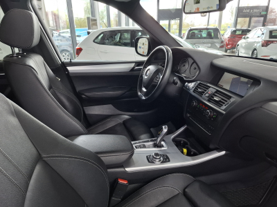 BMW X3 XDRIVE 28i Pack M, CUIR, NAVI, PANORAMA, 4*4, BLUETOOTH, ALU 19'', GARANTIE, CARNET D'ENTRETIEN