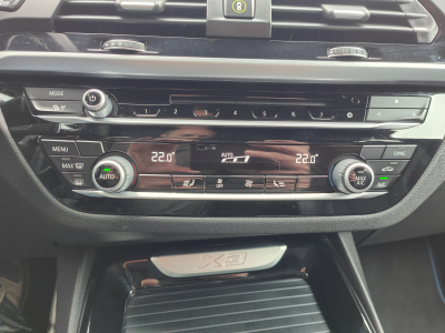 BMW X3 X3 XDRIVE20i PACK M CUIR BLUETOOTH ATTELAGE ELEC