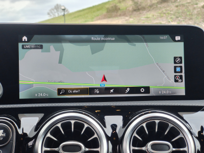 Mercedes-Benz A 200 A200 8G-DCT PACK AMG GPS CARPLAY LUMIERE AMBIANCE