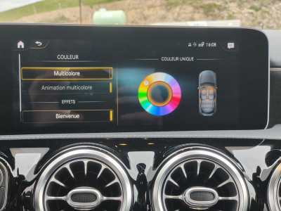 Mercedes-Benz A 200 A200 8G-DCT PACK AMG GPS CARPLAY LUMIERE AMBIANCE