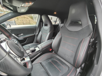 Mercedes-Benz A 200 A200 8G-DCT PACK AMG GPS CARPLAY LUMIERE AMBIANCE