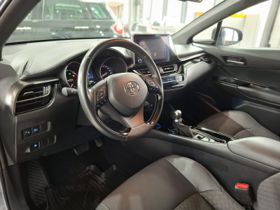 Toyota C-HR 1.8 Hybrid E-CVT 1 HAND, CAMERA, NAVI,CUIR,