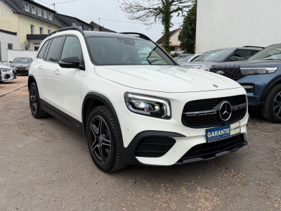 Mercedes-Benz GLB 250 4Matic AMG Line / Panoramaschiebedach /