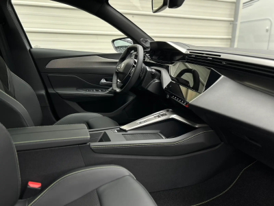 Peugeot 308 1.2 PureTech 145 e-DSC6 GT