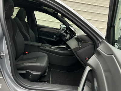 Peugeot 308 1.2 PureTech 145 e-DSC6 GT