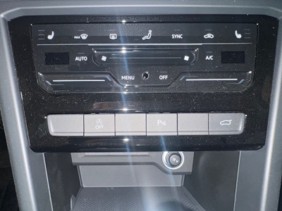 Volkswagen Touran VOLKSWAGEN TOURAN EN STOCK COMFORTLINE LED DSG ERGO SITZE SITZHEIZUNG