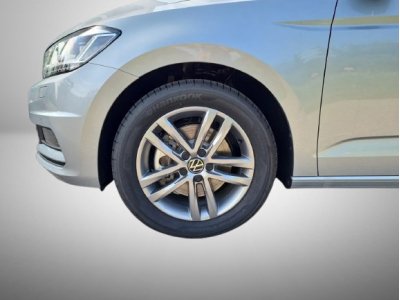 Volkswagen Touran 1.5 TSI 150 DSG Confortline 7 places