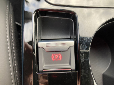 Peugeot 2008 1.2 Hybrid 145 E-DSC6 GT