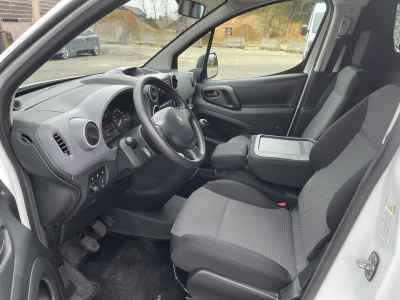 Peugeot Partner 1.6 Blue Hdi 100cv 3 places Clim Tempomat PDC 18.000km!