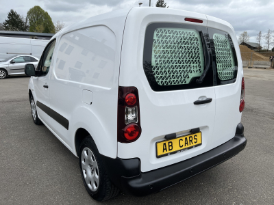 Peugeot Partner 1.6 Blue Hdi 100cv 3 places Clim Tempomat PDC 18.000km!