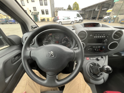 Peugeot Partner 1.6 Blue Hdi 100cv 3 places Clim Tempomat PDC 18.000km!