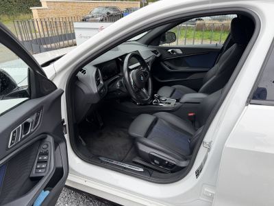 BMW M135 i Xdrive 306 Steptronic