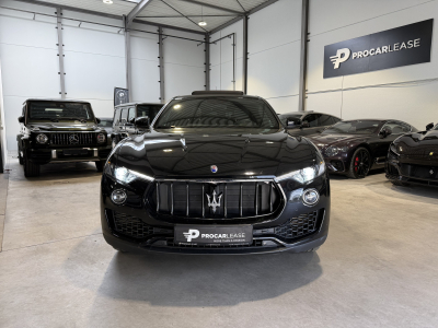 Maserati Levante SQ4 DIESEL 3.0 4WD/ 21°/ SCHIEBEDACH/