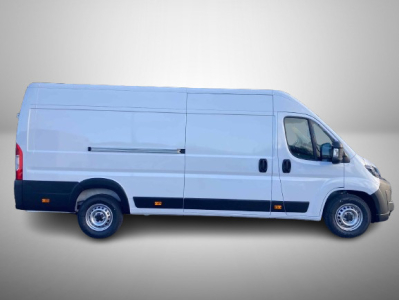 Peugeot Boxer 2.2 BlueHDI 180 EAT8 L4H2