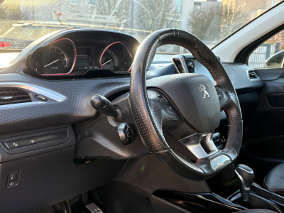 Peugeot e-2008 2008 Allure GT LINE/PANO/KAMERA/LEDER/