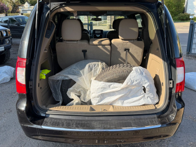 Lancia Voyager Gold/SD/7xSitzer/LEDER/DVD/KAMERA/VOLL