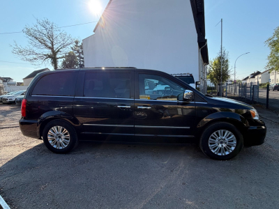 Lancia Voyager Gold/SD/7xSitzer/LEDER/DVD/KAMERA/VOLL