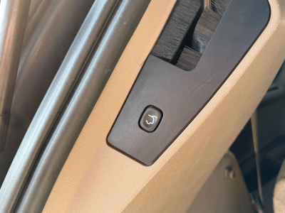 Lancia Voyager Gold/SD/7xSitzer/LEDER/DVD/KAMERA/VOLL