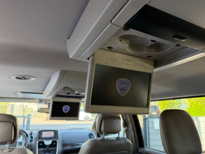 Lancia Voyager Gold/SD/7xSitzer/LEDER/DVD/KAMERA/VOLL