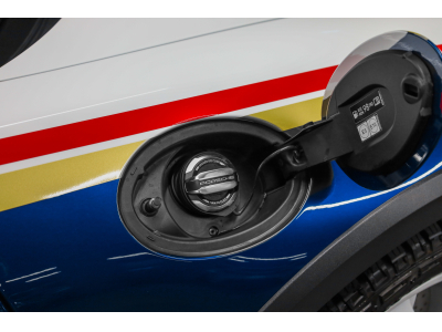 Porsche 992 Dakar PDK / 1 OF 2500