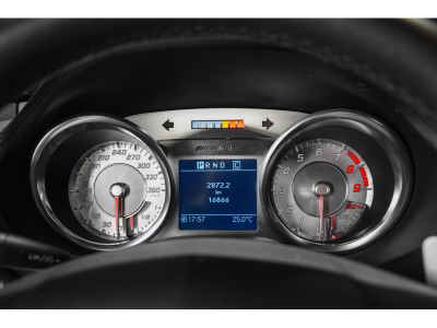 Mercedes-Benz SLS AMG Coupé 6.3 V8