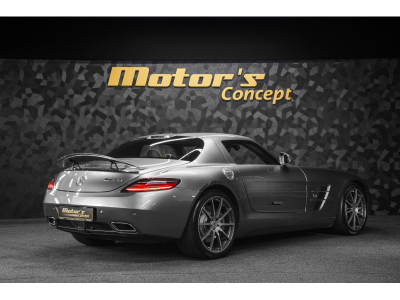 Mercedes-Benz SLS AMG Coupé 6.3 V8