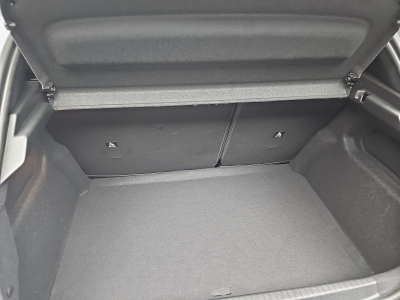 Peugeot 208 1.2 PureTech Hýbrid 110 E-DSC6 GT