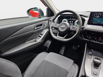 Nissan Qashqai 1.3 DIG-T 158 X-tronic N-Connecta