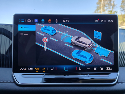 Volkswagen Tiguan 1.5 eTSI DSG CARPLAY CAMERA ATTELAGE LUM AMBIANCE