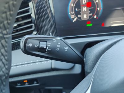 Volkswagen Tiguan 1.5 eTSI DSG CARPLAY CAMERA ATTELAGE LUM AMBIANCE